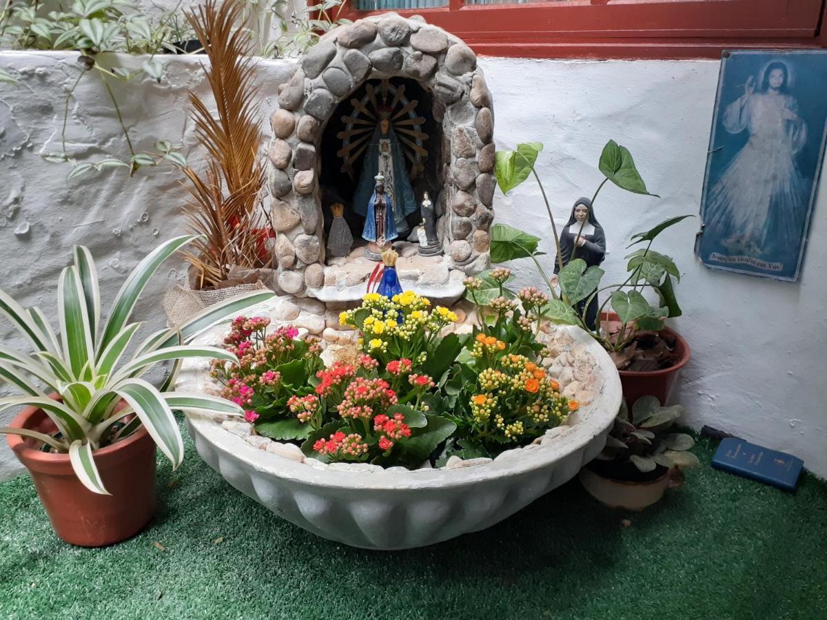 Residencial Hostal Blanco Florianópolis Eksteriør billede